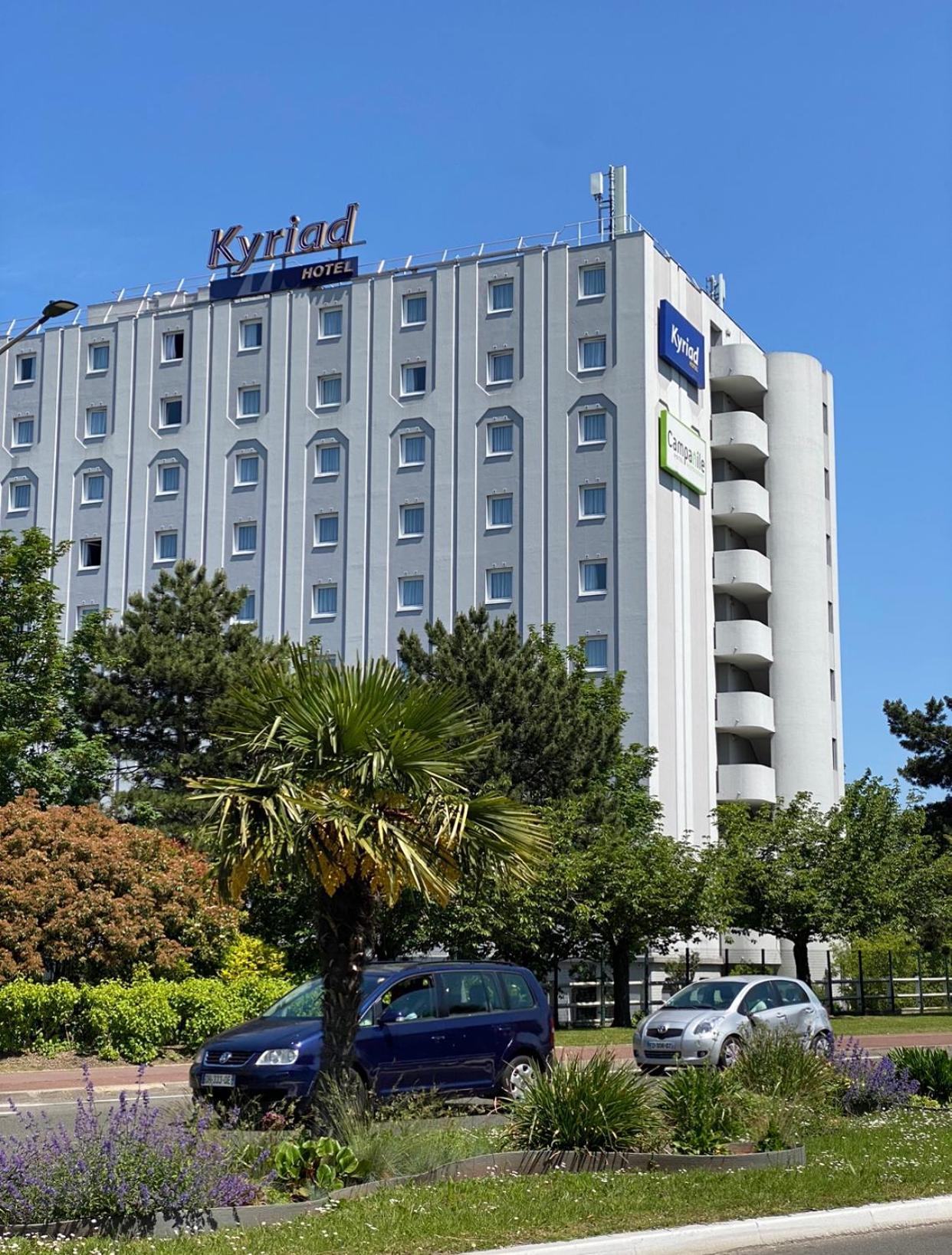 Kyriad Le Blanc-Mesnil Dış mekan fotoğraf